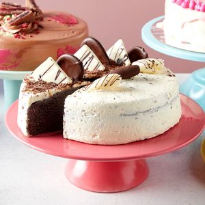 Birthday Cakes | Melbourne, Geelong &… | Ferguson Plarre'S Bakehouse